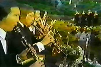 Bacharach conducting a medley of his songs